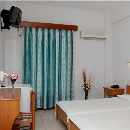 Hotel Christina 2*
